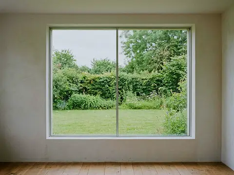 Gamme Simple dormant invisible : fenêtres (illustration)