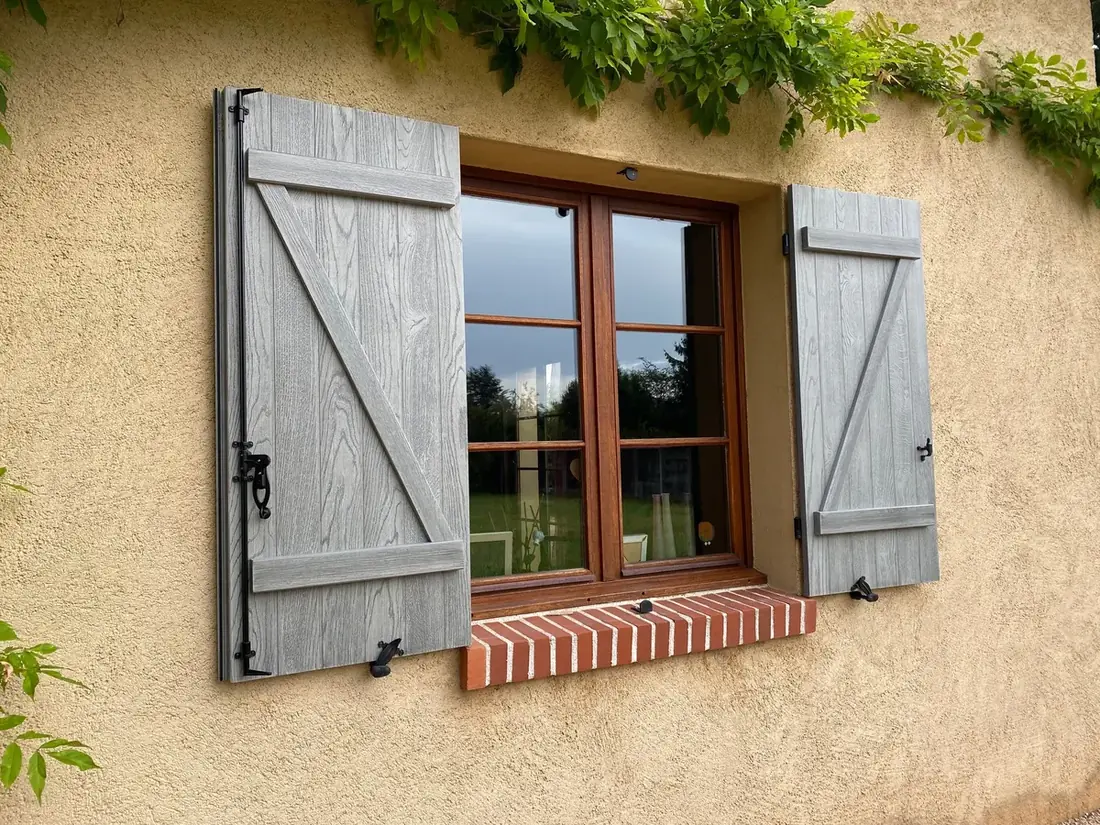 Volets battants sur mesure, gamme Renostyles